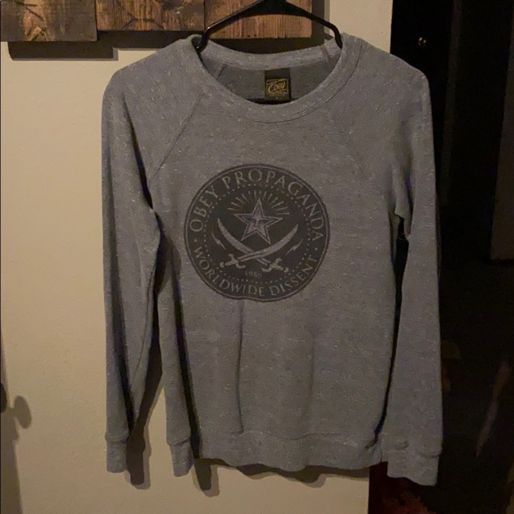Obey sweatshirt